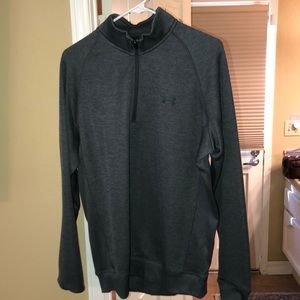 L UA large 1/2 zip